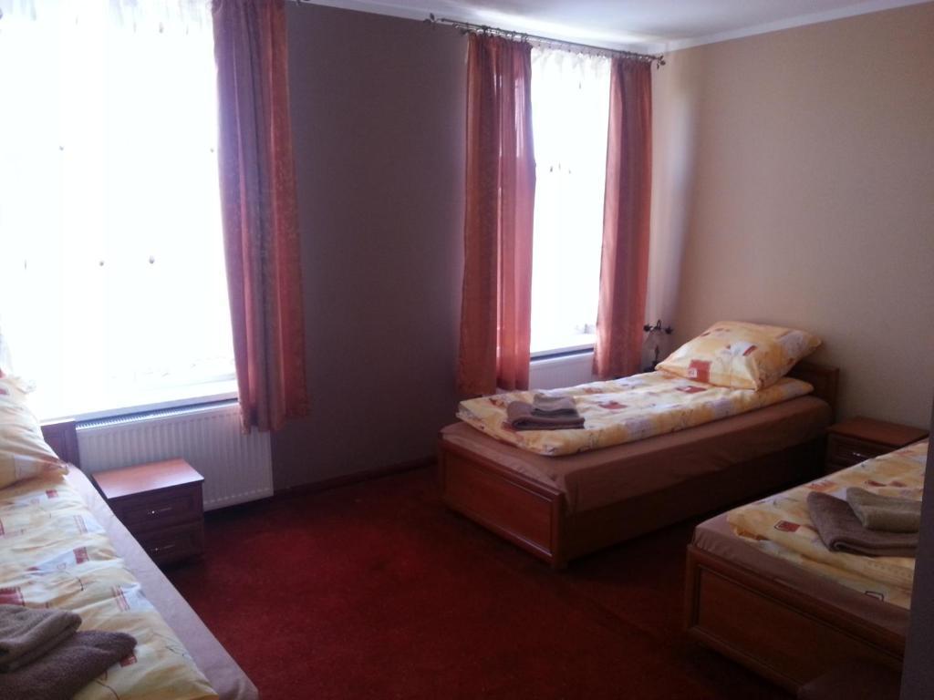 Hotelik Parkowy Legnica Habitación foto