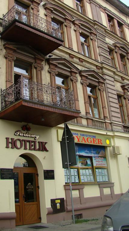 Hotelik Parkowy Legnica Exterior foto
